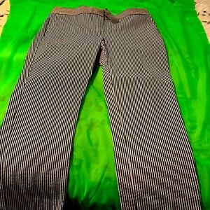 Searsucker crop pants